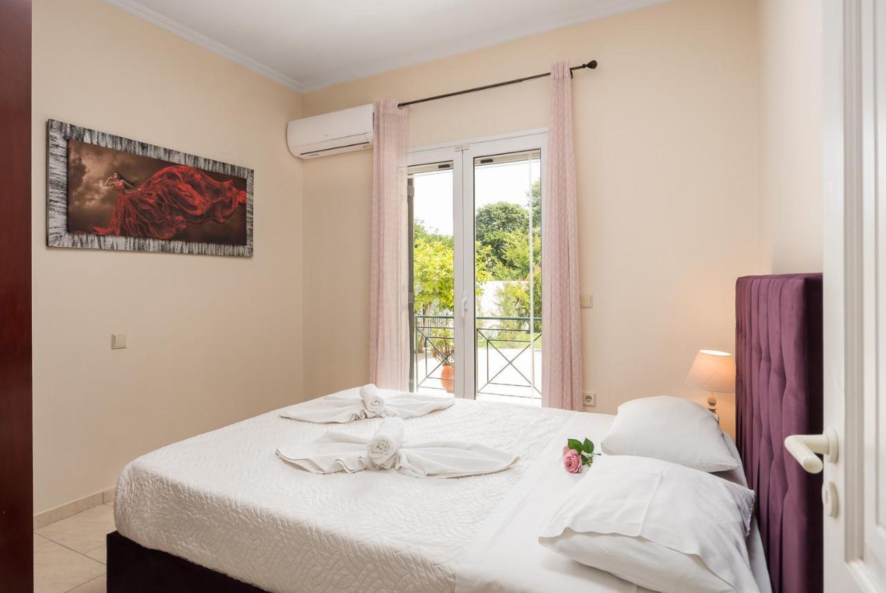 Michael Apartments Alepou Extérieur photo